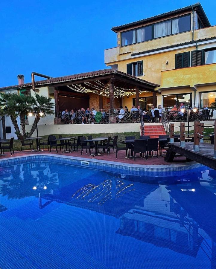 Hotel La Ciaccia Валедория Екстериор снимка